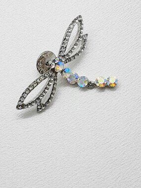 NEW Articulated Dragonfly Put'em Pin